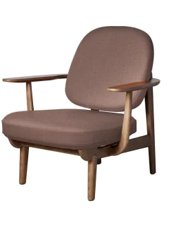 Fred Lænestol, valnødfarvet eg fra Fritz Hansen