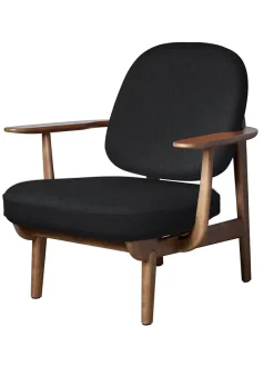 Fred Lænestol, valnødfarvet eg fra Fritz Hansen