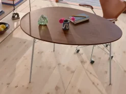 Æggebordet af Arne Jacobsen