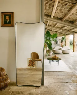 Gio Ponti F. A. 33 Spejl 146 fra GUBI