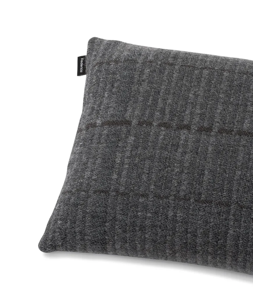 Grid Decorative Cushion fra Fredericia Furniture