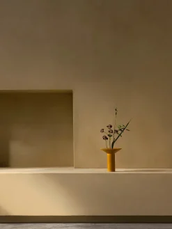 Hana Vase, H7 cm i Umber fra Audo Copenhagen