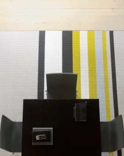 Horizon Black Reddish Brown Tæppe fra Woodnotes