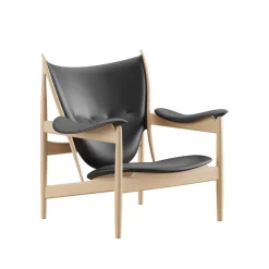 Høvdingestol, eg klar olie af Finn Juhl