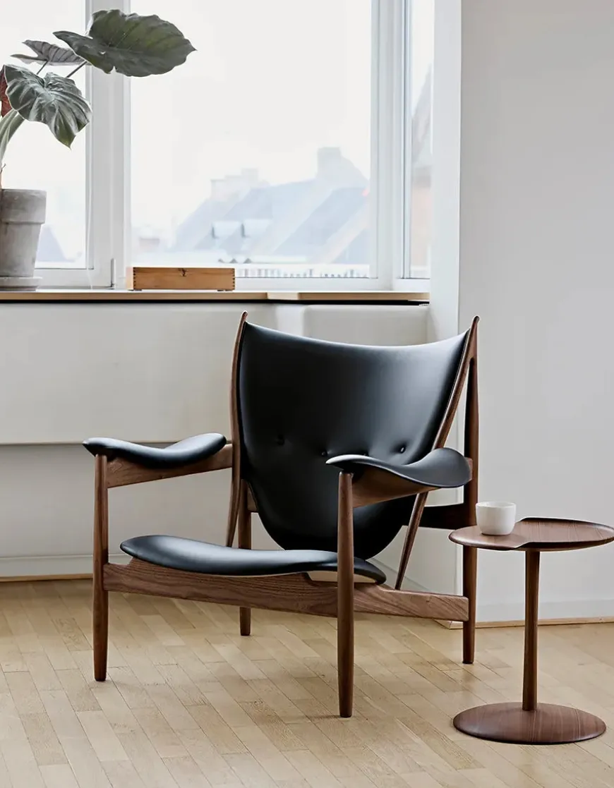 Høvdingestol, valnød af Finn Juhl