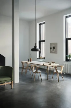 In Between Bord SK5 fra &Tradition