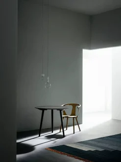 In Between Bord SK3 fra &Tradition