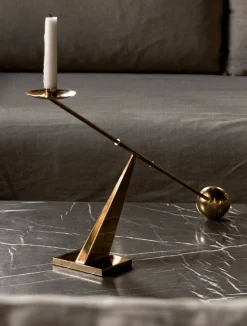 Interconnect Candle Holder, bronzed brass fra Audo Copenhagen