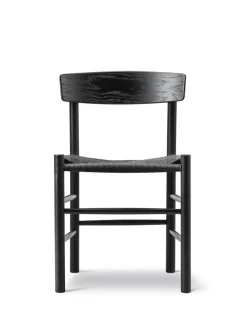 J39 Folkestolen, lys olieret eg af Børge Mogensen