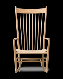 J16 Gyngestol af Hans J. Wegner