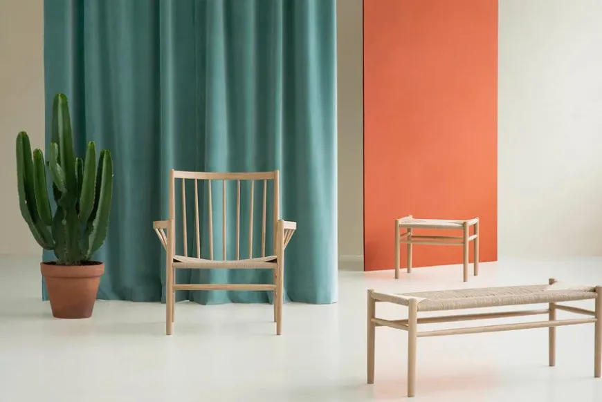 J83 Skammel fra FDB Møbler