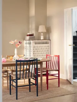 J80 spisebordsstol fra FDB Møbler