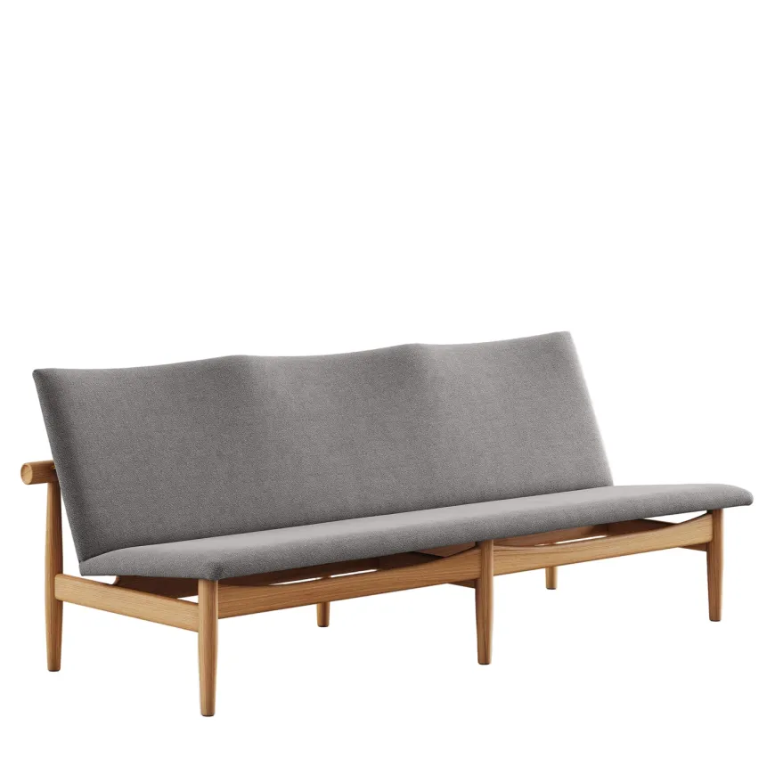 Japan 3 pers. sofa, eg klar olie af Finn Juhl