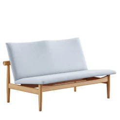 Japan 2 pers. sofa, eg klar olie af Finn Juhl