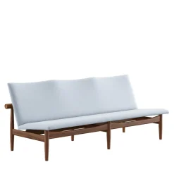 Japan 3 pers. sofa, valnød af Finn Juhl