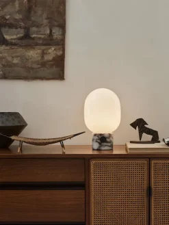 JWDA Table Lamp, red travertine stone fra Audo Copenhagen