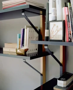 Kaari Wall Shelf, 200x113 cm fra Artek