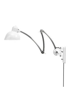 Kaiser Idell 6559-W væglampe fra Fritz Hansen