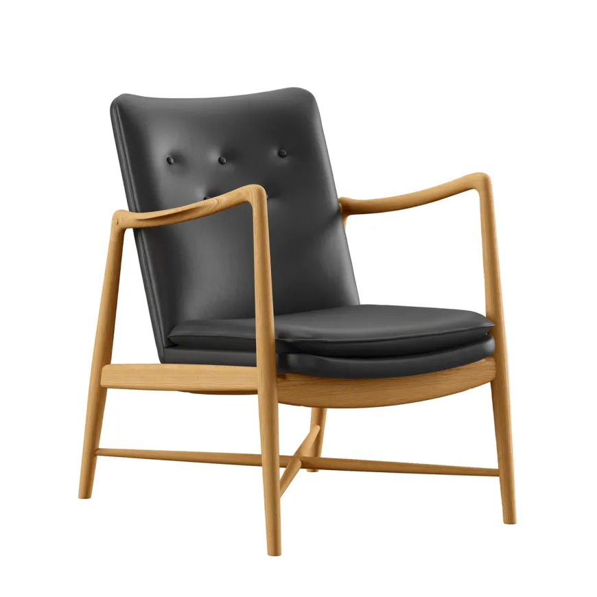 Kaminstolen, eg klar olie af Finn Juhl