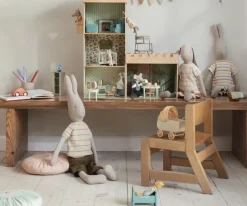 Kanin i bukser og striktøje, størrelse 5 fra Maileg