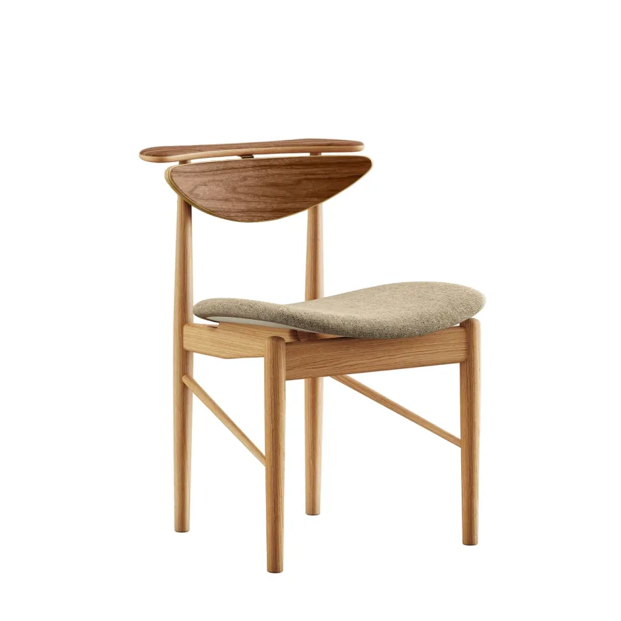 Karmstolen, ask klar olie af Finn Juhl