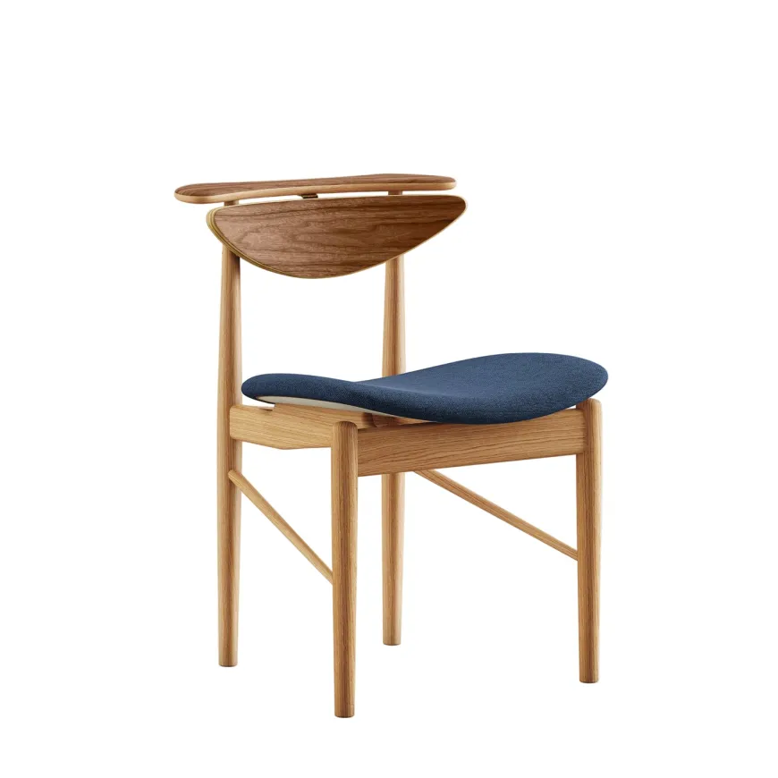 Karmstolen, eg olie af Finn Juhl