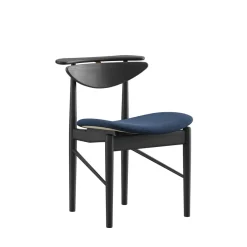 Karmstolen, eg olie af Finn Juhl