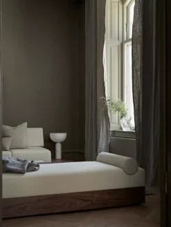 Kizu Bordlampe Large, White Marble fra New Works