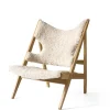 Knitting Lounge Chair, Sheepskin fra Audo Copenhagen