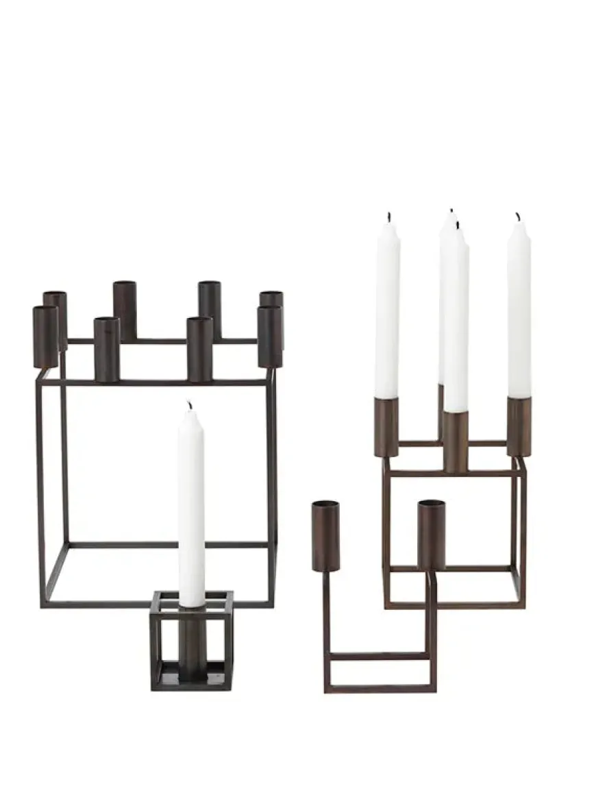 Kubus 4 Lysestage, bruneret kobber fra Audo Copenhagen