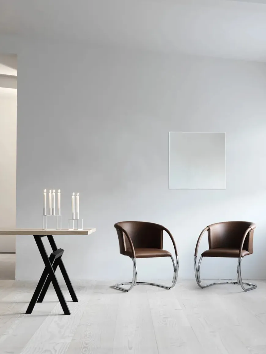 Kubus 8 Lysestage, hvid fra Audo Copenhagen