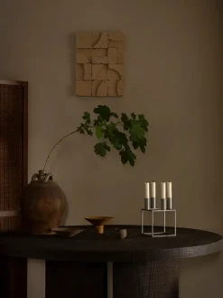 Kubus 4 Lysestage, sort fra Audo Copenhagen