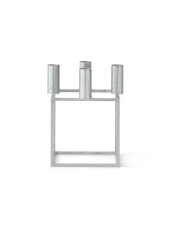 Kubus 4 Lysestage, zink fra Audo Copenhagen