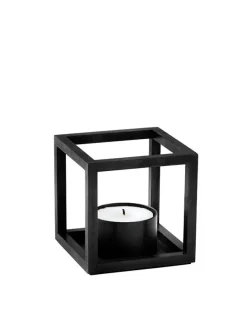 Kubus T Lysestage, sort fra Audo Copenhagen