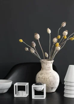 Kubus T Lysestage, sort fra Audo Copenhagen