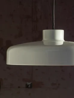 Lacquer pendant medium, grey fra Nine