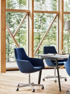 Lille Giraf Kontorstol af Arne Jacobsen