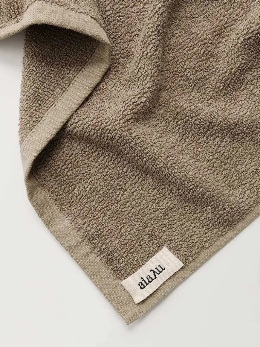 Linen Hand Towel, 50 x 90 cm fra Aiayu