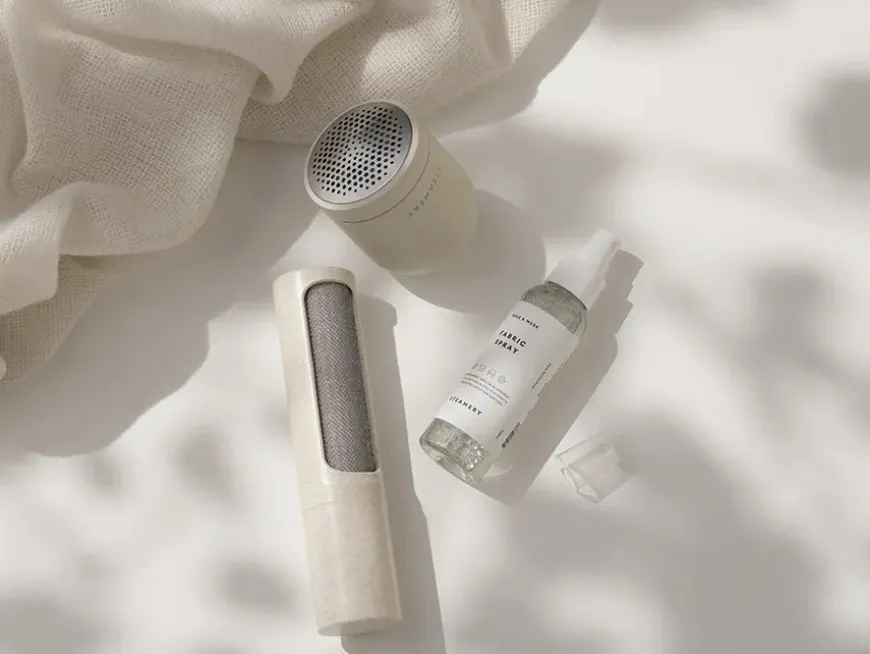 Lint Brush, Dark Grey fra Steamery Stockholm