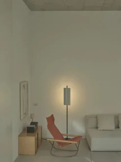 Lámina 45 Gulvlampe fra Santa and Cole