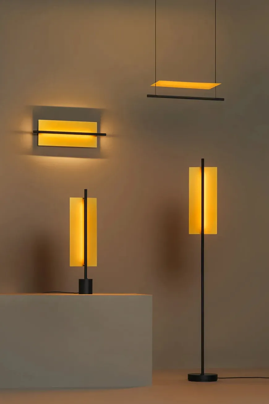 Lámina Dorada 45 Gulvlampe fra Santa and Cole