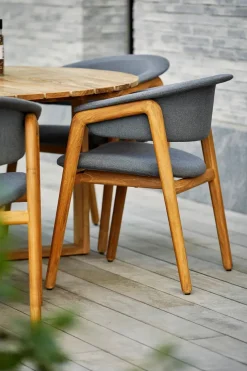 Luna Stol, teak/grey fra Cane-line