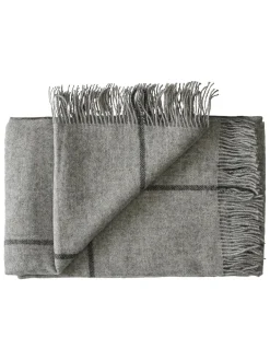 Mandø Plaid, medium grey fra Silkeborg Uldspinderi