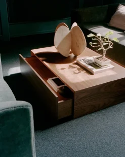 Mass Sofabord, høj m. skuffe fra New Works