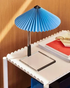 Matin Bordlampe, mirror plated base fra Hay