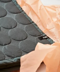 Mega Dot Sengetæppe fra Hay