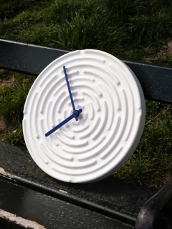 Minos Vægur, meringue white fra raawii