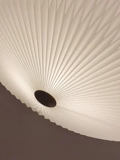 Model 23 Loftlampe, Ø 35 cm fra Le Klint