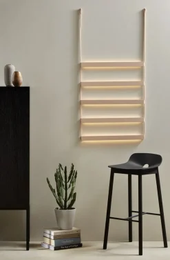 Mono Bar Stool fra Woud