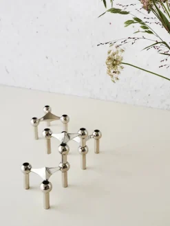 Nagel Lysestage, børstet krom fra STOFF Nagel